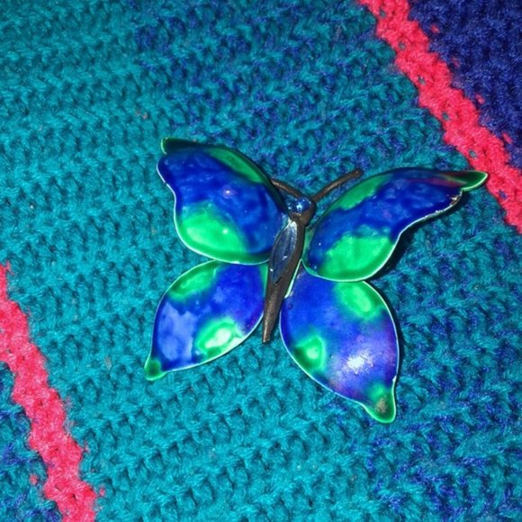 Vintage 1980’s acrylic, striped sweater with vintage butterfly brooch- teal blue - Picture 9 of 9